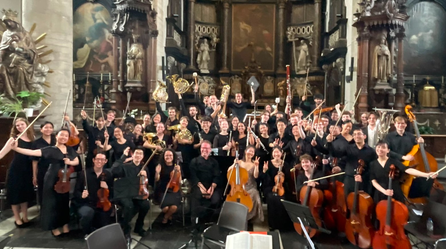 ICSO orchestra group on tour in Ghent